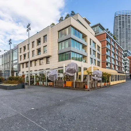 Escape Riverfront 2 Bedroom With Balcony Apartmán Bratislava