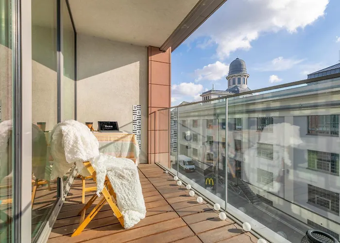 Escape Riverfront 2 Bedroom With Balcony Bratislava